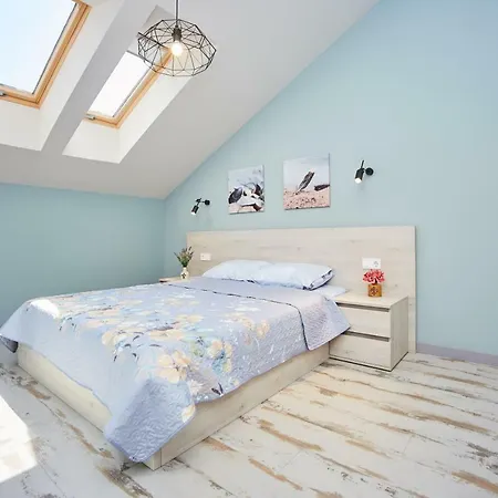 Luxury In The Heart *