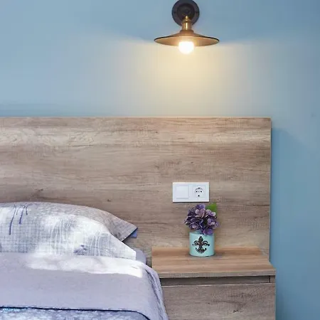 Luxury In The Heart *