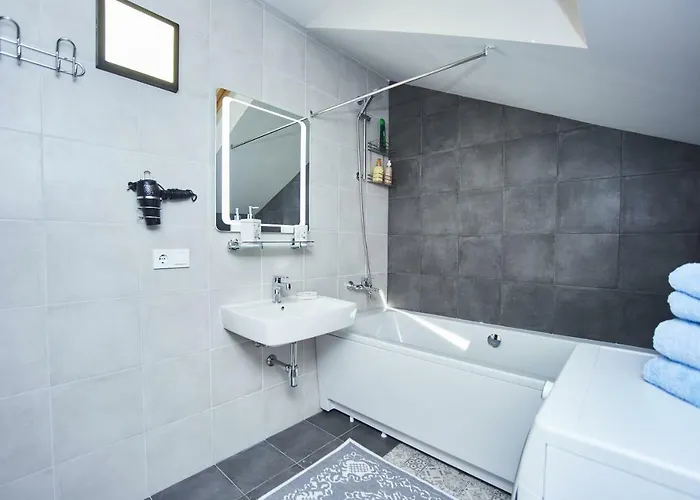 Luxury In The Heart Апартаменти